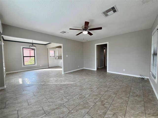 1214 W 5th Street, Freeport, TX 77541