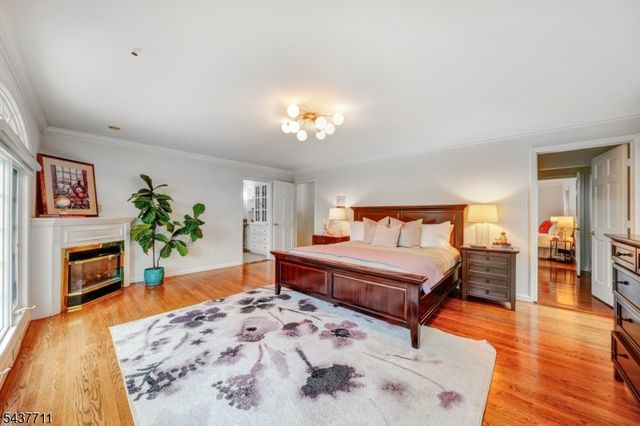 18 Kings Hill Ct, Summit City, NJ 07901