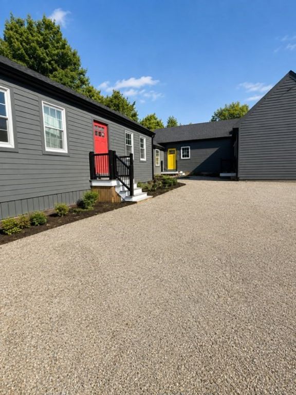 700 Bedford 1, Abington, MA 02351