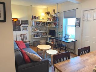 122 Berkshire Street 7(3C), Cambridge, MA 02141