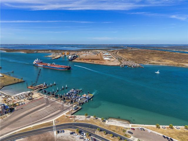 149 Mustang Island Estates Dr, Port Aransas, TX 78373