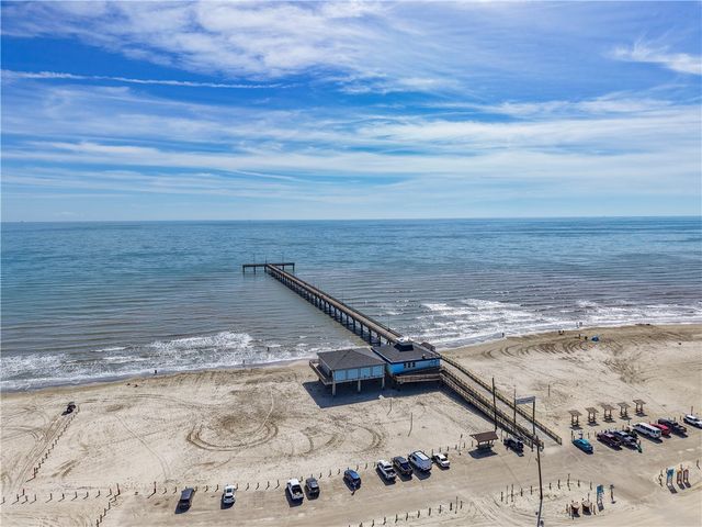 149 Mustang Island Estates Dr, Port Aransas, TX 78373