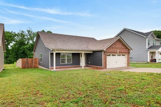 1012 Dublin Dr, Clarksville, TN 37042