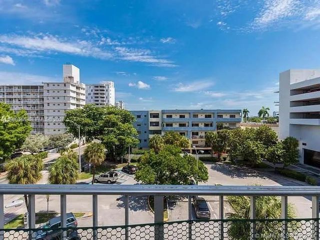 1615 West Ave 502, Miami Beach, FL 33139