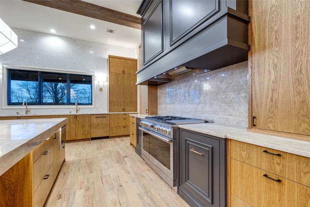 3516 Fairway Drive, Denton, TX 76226