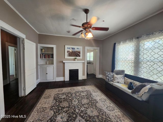 421 James Street, Laurinburg, NC 28352