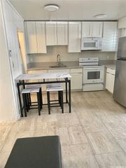 410 Nahua Street 106, Honolulu, HI 96815