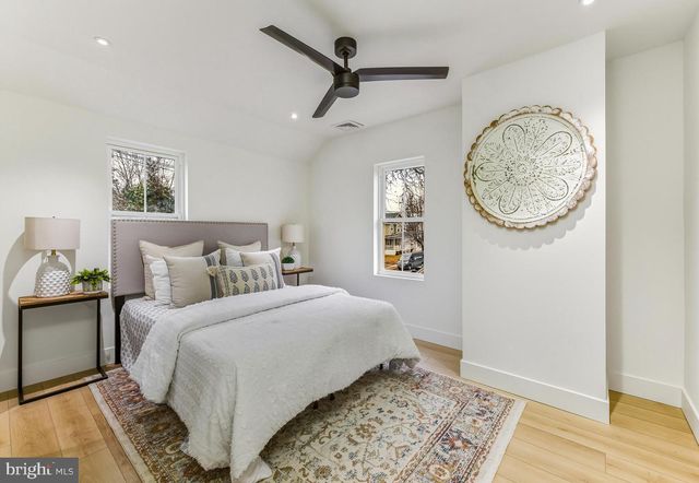 432 W PINE ST, Audubon, NJ 08106