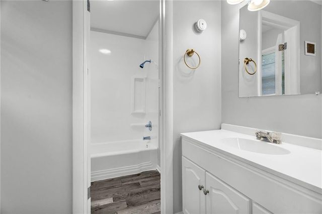 717 S Sunset Drive, Olathe, KS 66061