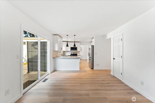 12324 SE 223rd Drive, Kent, WA 98031