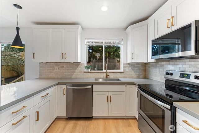 12324 SE 223rd Drive, Kent, WA 98031