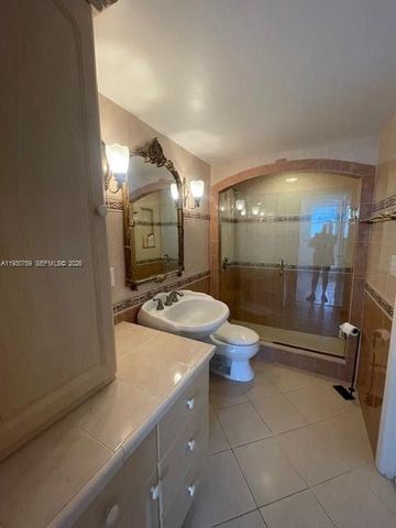 465 Ocean Dr 507, Miami Beach, FL 33139