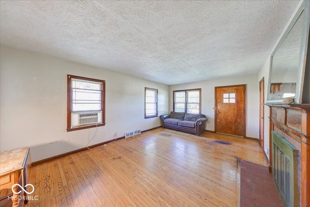 4429 Dudley North Drive, Indianapolis, IN 46237