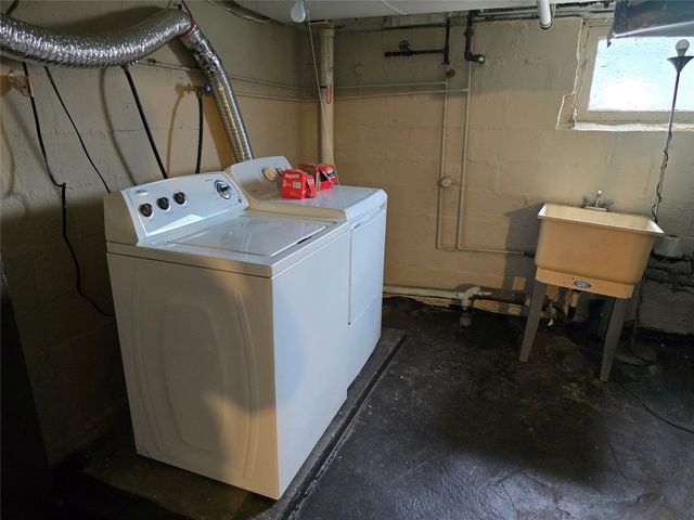 132 WATERFORD Street, Edinboro, PA 16412