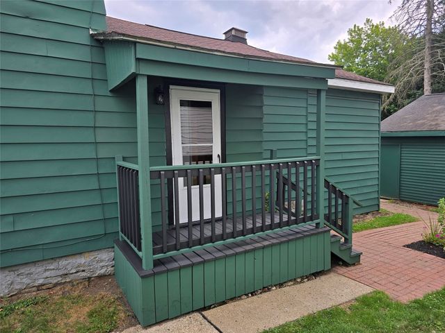 132 WATERFORD Street, Edinboro, PA 16412