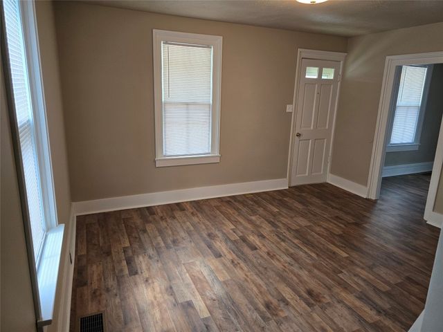 132 WATERFORD Street, Edinboro, PA 16412