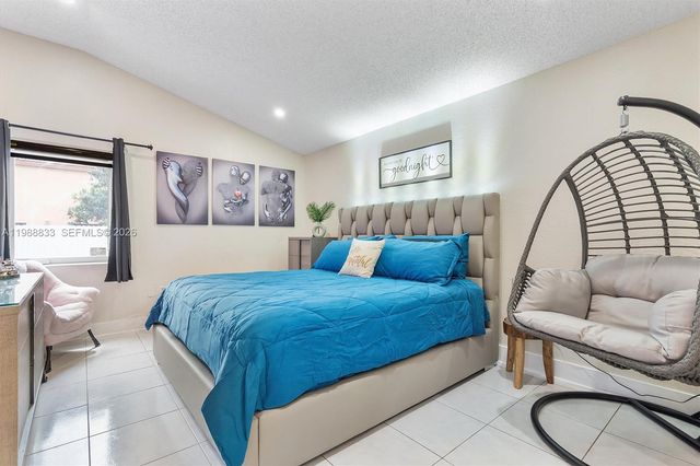 19031 NW 54th Avenue, Miami Gardens, FL 33055