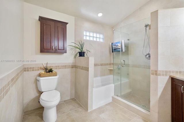 19031 NW 54th Avenue, Miami Gardens, FL 33055