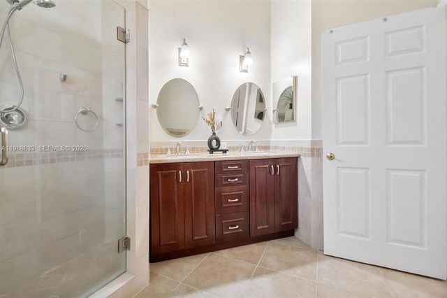 19031 NW 54th Avenue, Miami Gardens, FL 33055