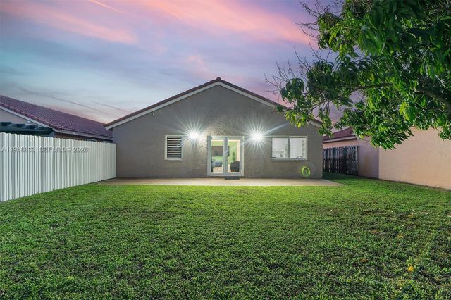 19031 NW 54th Avenue, Miami Gardens, FL 33055