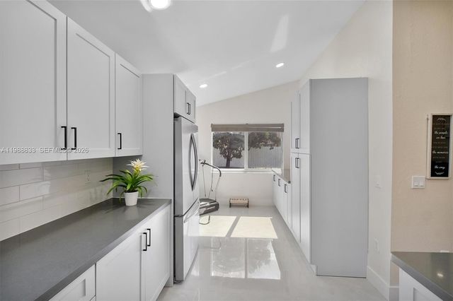 19031 NW 54th Avenue, Miami Gardens, FL 33055