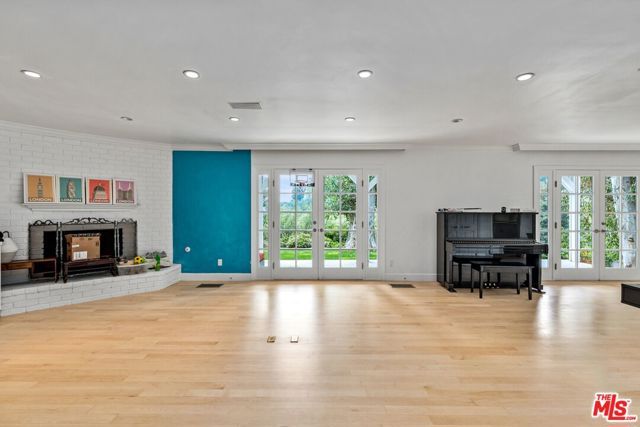 1862 Kimberly Lane, Los Angeles, CA 90049