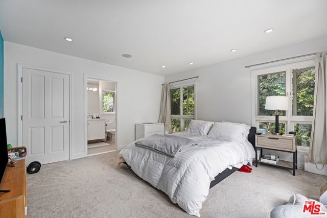 1862 Kimberly Lane, Los Angeles, CA 90049