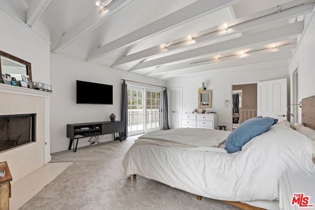 1862 Kimberly Lane, Los Angeles, CA 90049