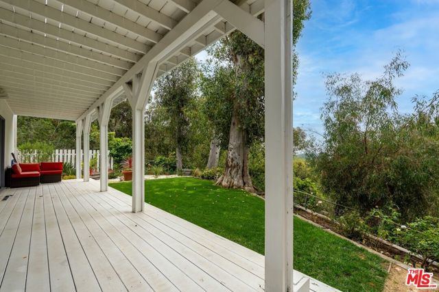 1862 Kimberly Lane, Los Angeles, CA 90049