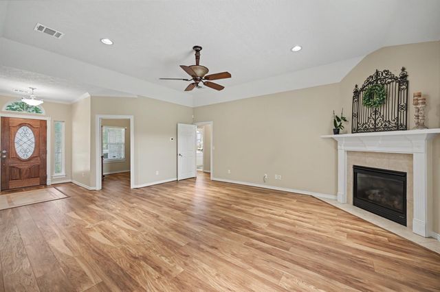 11644 King Edward Court, Montgomery, TX 77316