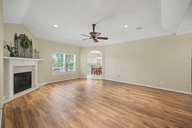 11644 King Edward Court, Montgomery, TX 77316