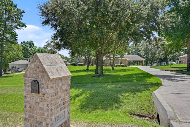 11644 King Edward Court, Montgomery, TX 77316