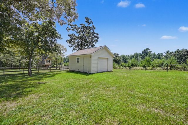 11644 King Edward Court, Montgomery, TX 77316