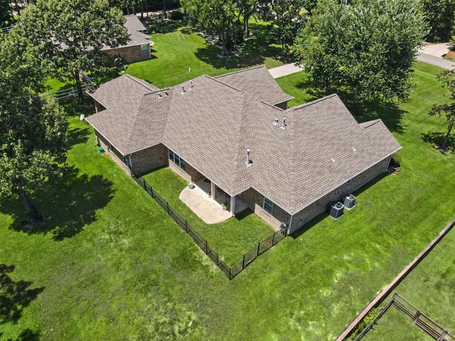 11644 King Edward Court, Montgomery, TX 77316