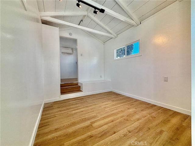 910 Acacia Avenue, Huntington Beach, CA 92648