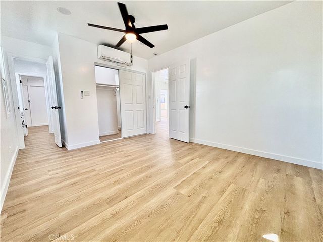 910 Acacia Avenue, Huntington Beach, CA 92648