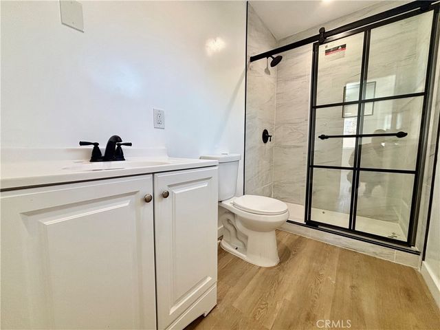 910 Acacia Avenue, Huntington Beach, CA 92648