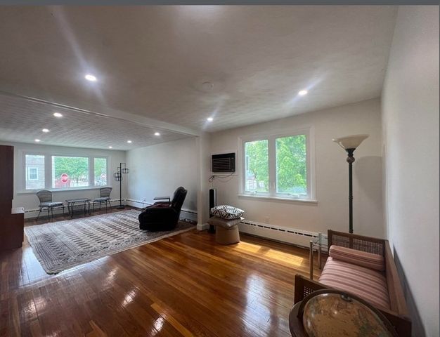 159 Willis Ave 1, Medford, MA 02115
