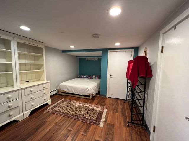 159 Willis Ave 1, Medford, MA 02115