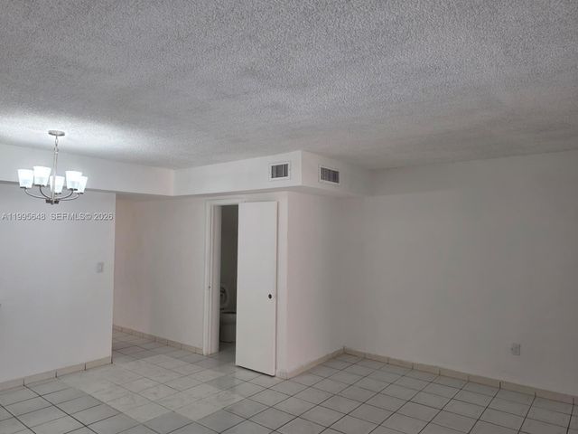 805 W 79th Place, Hialeah, FL 33014