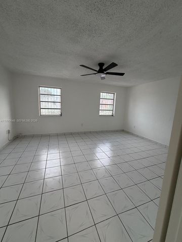 805 W 79th Place, Hialeah, FL 33014