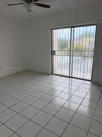 805 W 79th Place, Hialeah, FL 33014