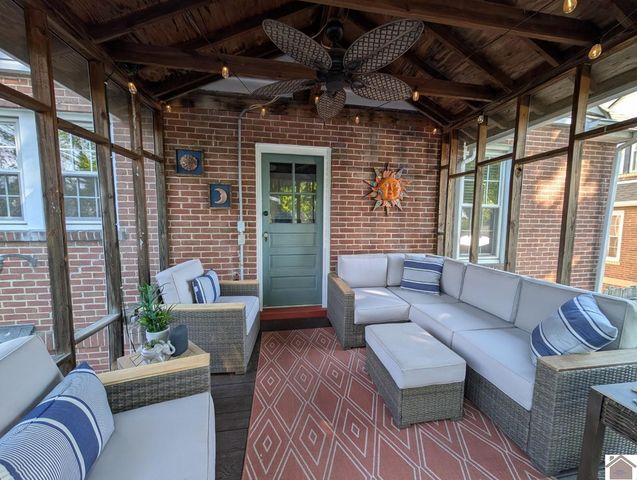 3344 Buckner Ln, Paducah, KY 42001
