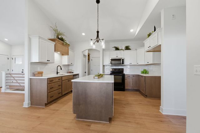 8471 W Pebble, Maize, KS 67101