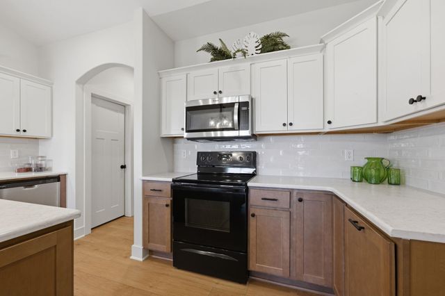 8471 W Pebble, Maize, KS 67101