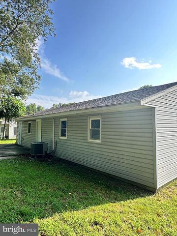 5 S SENATOR AVE, Dover, DE 19901