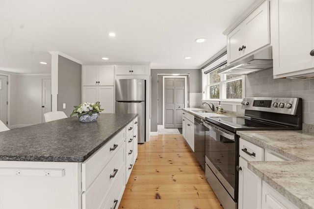 26 Locust Rd, Orleans, MA 02653