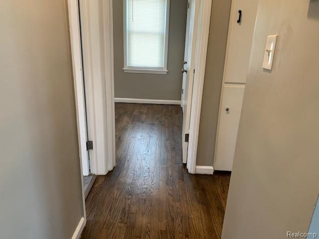 1820 Academy Street, Dearborn, MI 48124