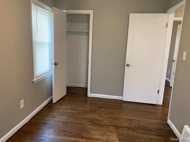 1820 Academy Street, Dearborn, MI 48124