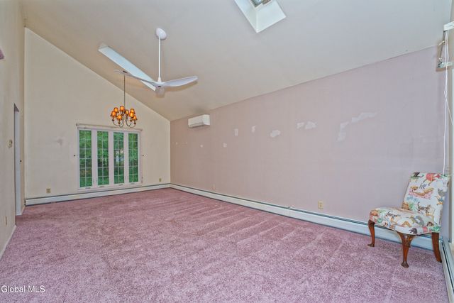 163 Arrow Wood Place, Malta, NY 12020